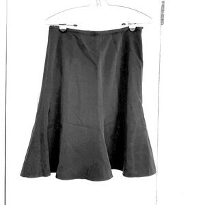 Armani Collezioni Crepe Flounce skirt Black. Size 2.